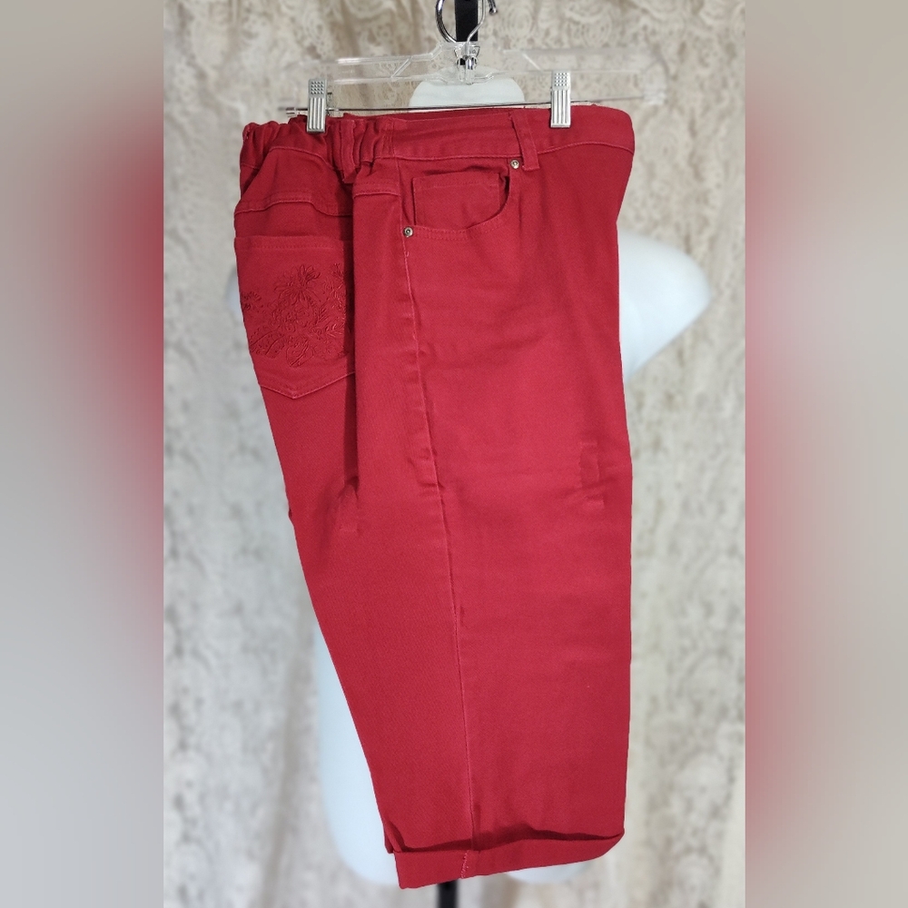Style & Co. Vibrant Red Capris Jean Pants Nwot